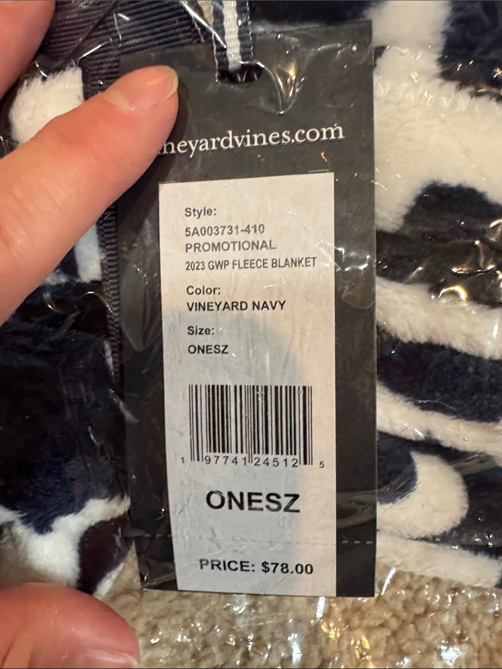 NWT Vineyard Vines Fleece Whale Blanket